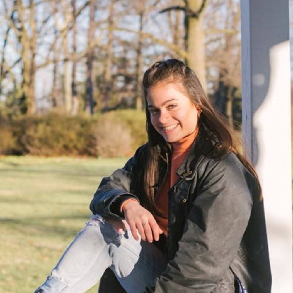 Meet your Posher, Jessica